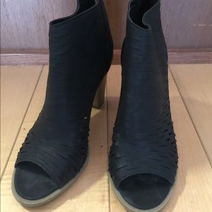 Report black womens heels